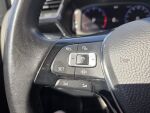 Volkswagen Touran 2022 Valkoinen