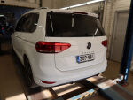 Volkswagen Touran 2022 Valkoinen