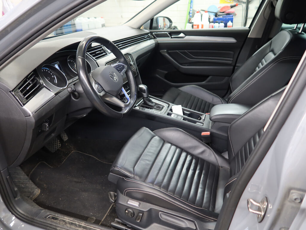 Volkswagen Passat 2022 Harmaa