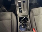 Volkswagen Golf 2022 Valkoinen