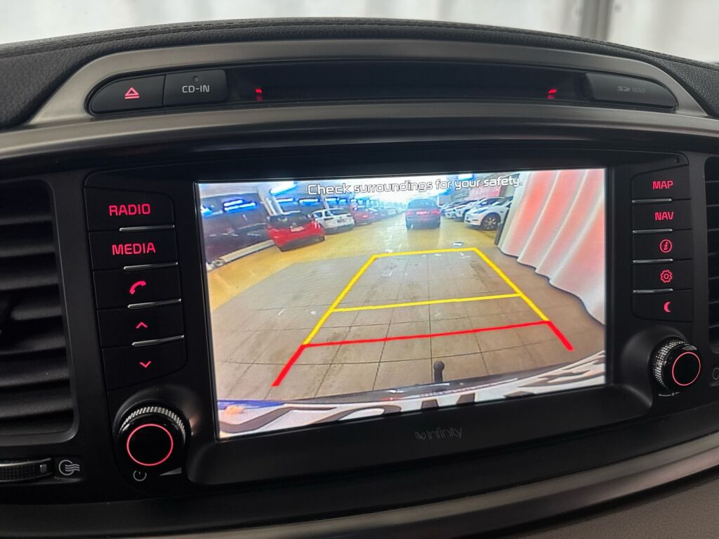 Kia Sorento 2016 Musta