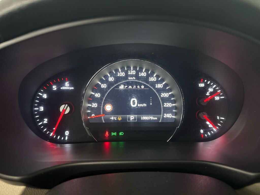 Kia Sorento 2016 Musta