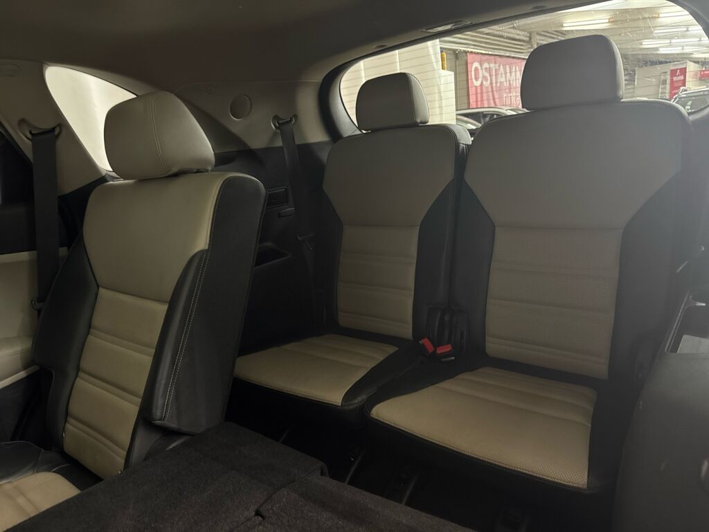 Kia Sorento 2016 Musta