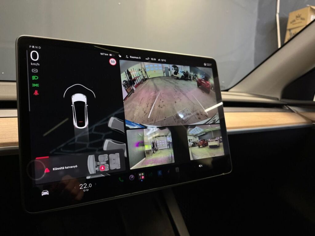 Tesla Model Y 2022 Valkoinen