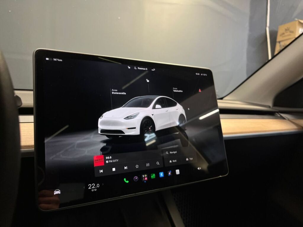 Tesla Model Y 2022 Valkoinen