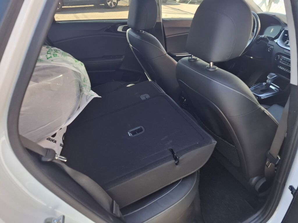 Kia Ceed 2020 Valkoinen