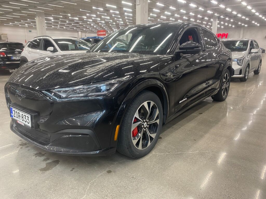 Ford Mustang Mach-E 2022 Musta