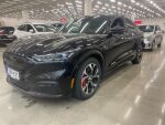 Ford Mustang Mach-E 2022 Musta