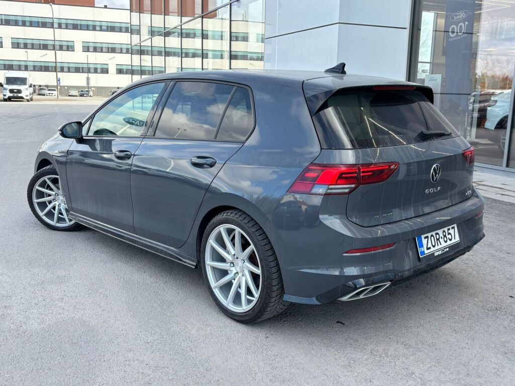Volkswagen Golf 2023 Harmaa