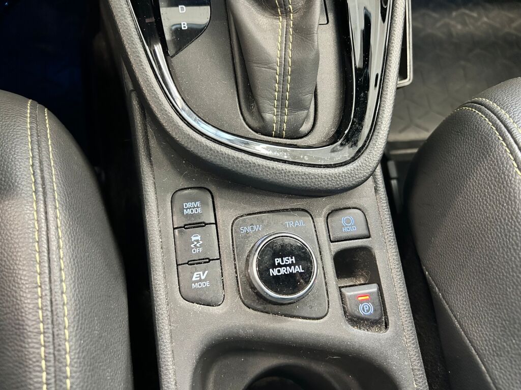 Toyota Yaris Cross 2022 Vihreä