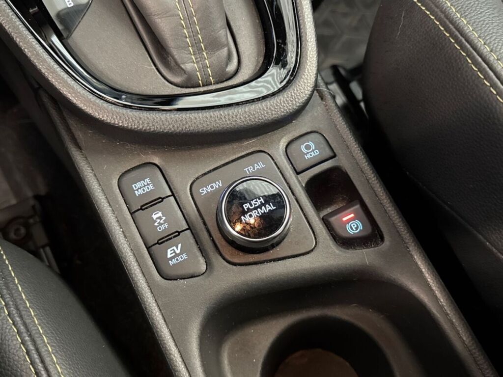 Toyota Yaris Cross 2022 Vihreä