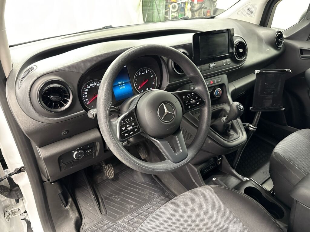 Mercedes-Benz Citan 2023 Valkoinen
