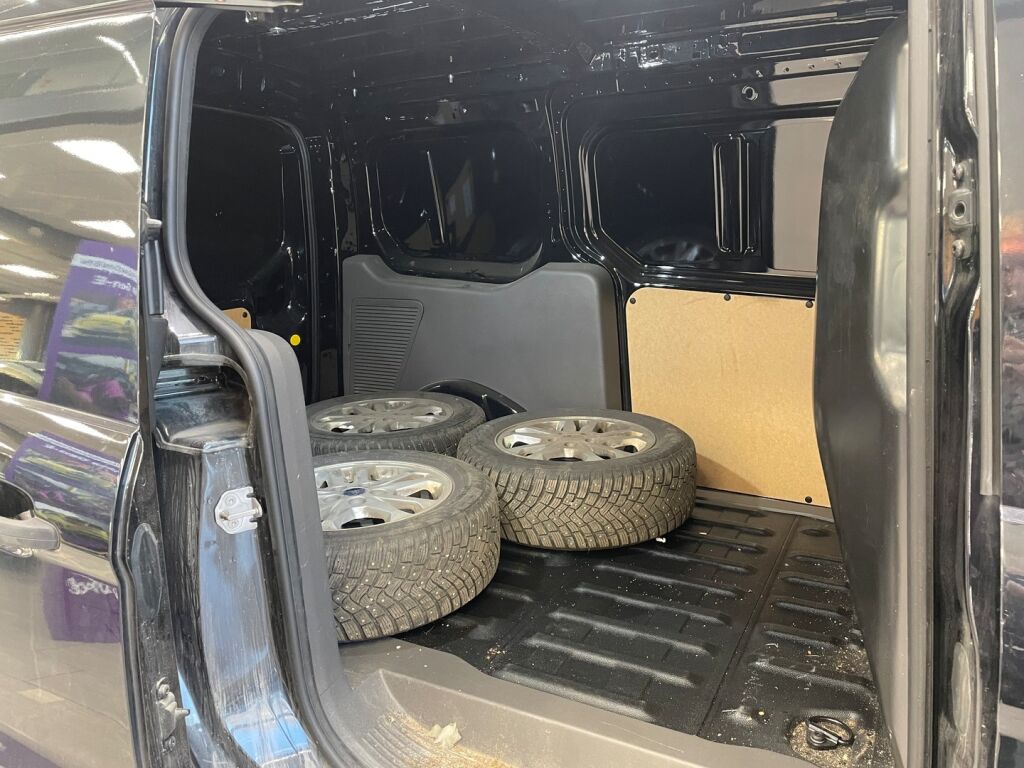 Ford Transit Connect 2023 Agate Black
