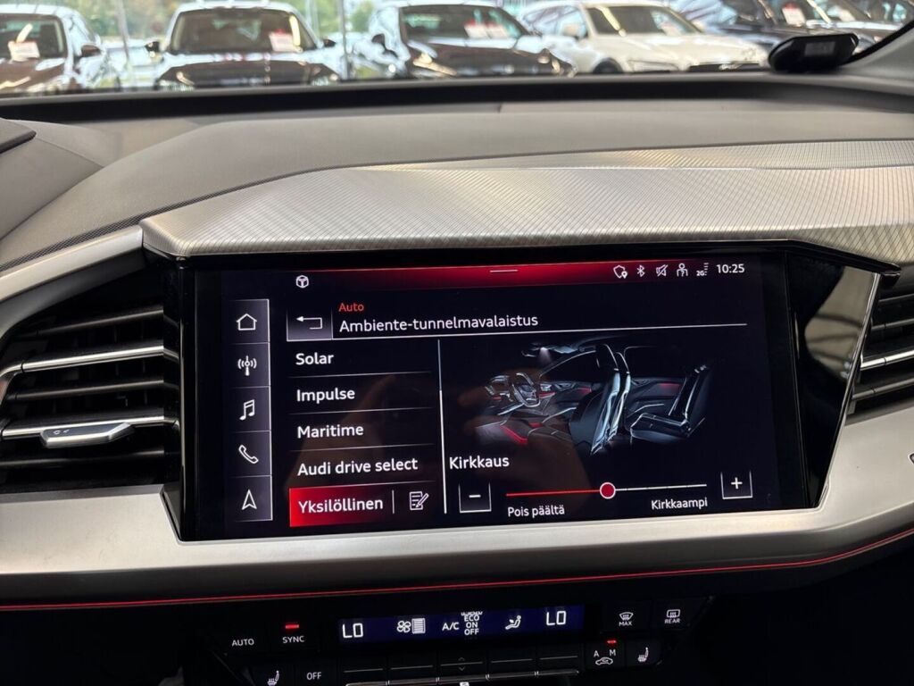 Audi Q4 e-tron 2023 Musta