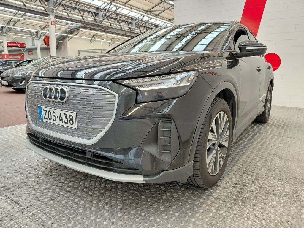 Audi Q4 e-tron 2023 Musta