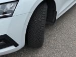 Skoda Octavia 2023 Valkoinen