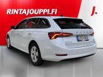 Skoda Octavia 2023 Valkoinen