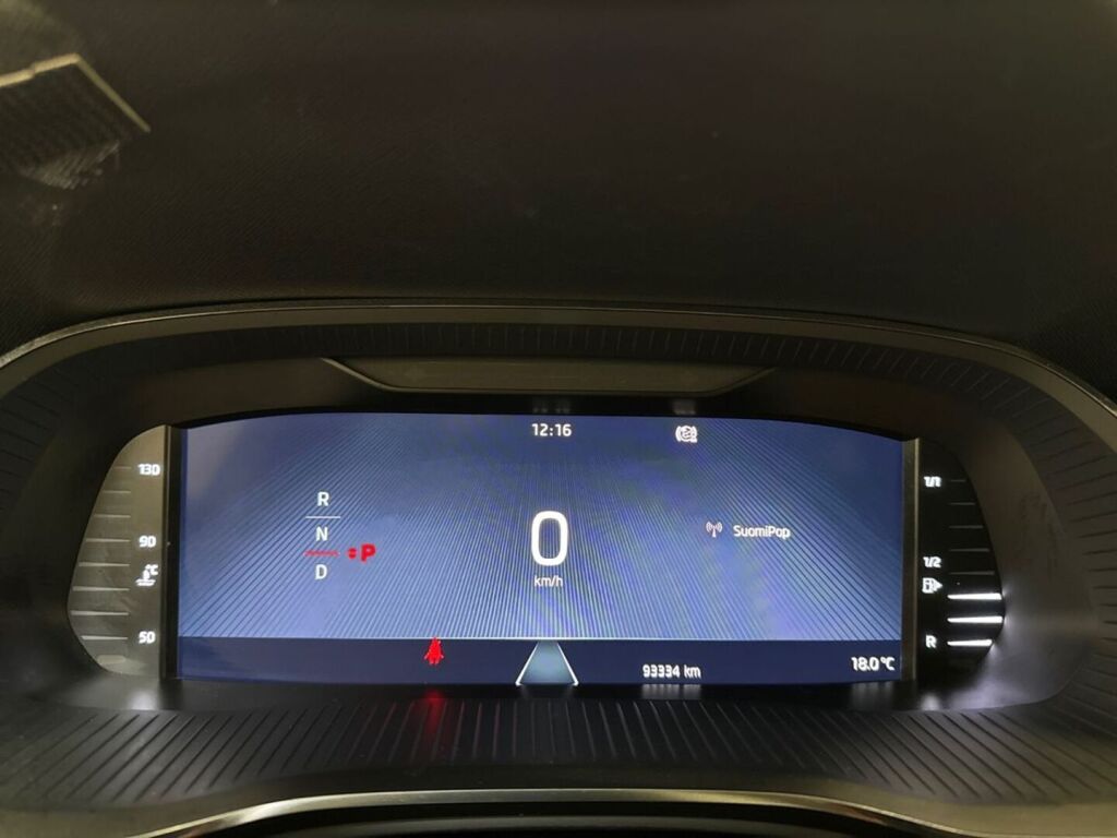 Skoda Octavia 2023 Valkoinen