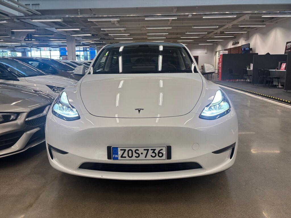 Tesla Model Y 2023 Valkoinen