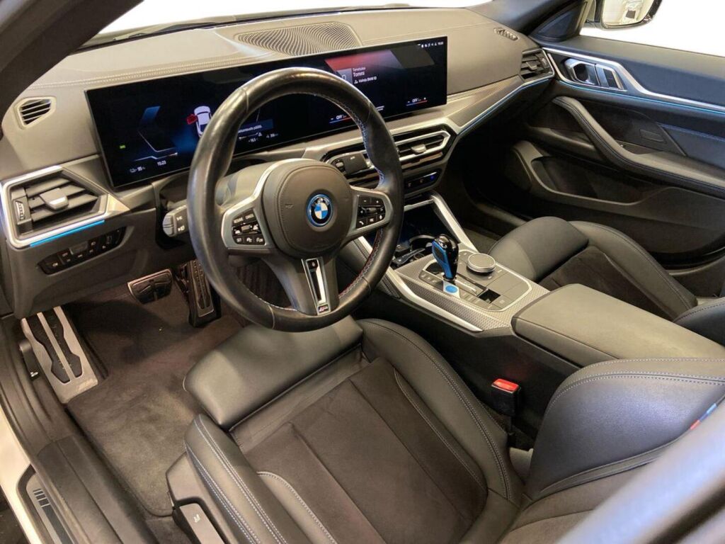 BMW i4 2023 Valkoinen