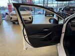 Toyota Corolla 2023 Valkoinen