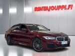 BMW 530 2023 Punainen