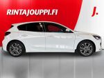 Ford Focus 2023 Frozen White