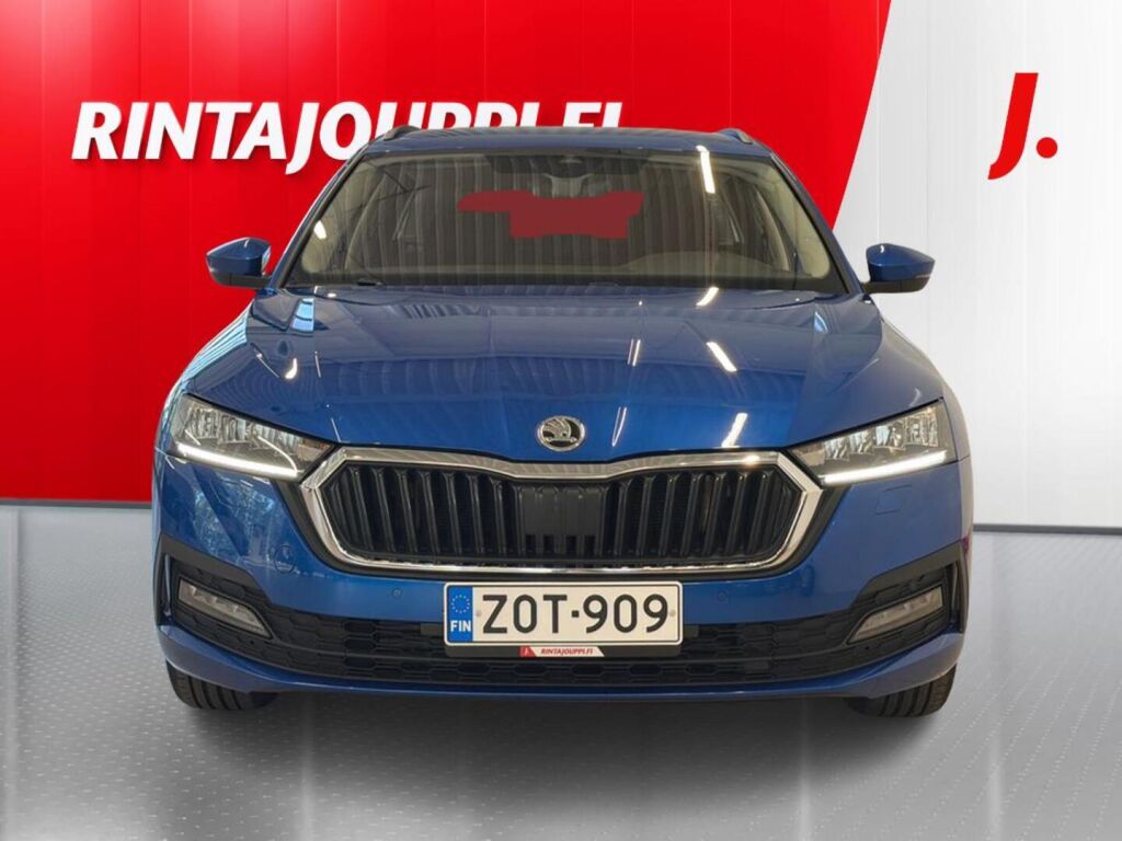 Skoda Octavia 2023 Sininen