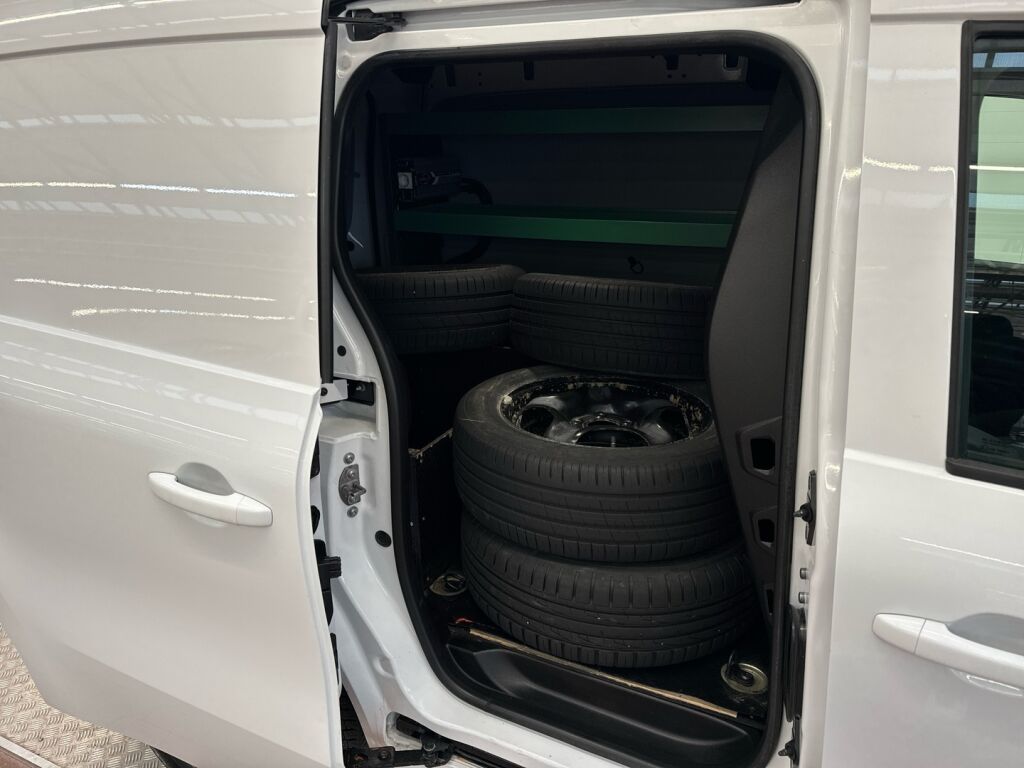 Mercedes-Benz Citan 2023 Valkoinen