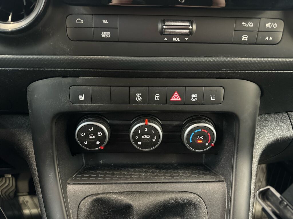 Mercedes-Benz Citan 2023 Valkoinen