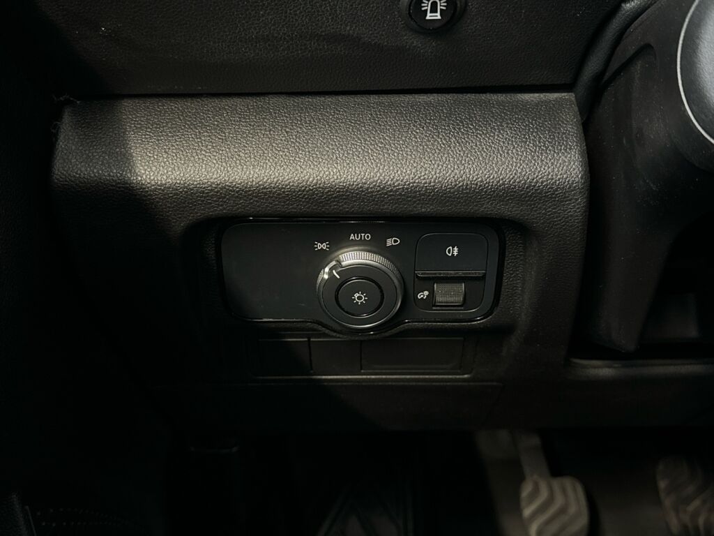 Mercedes-Benz Citan 2023 Valkoinen