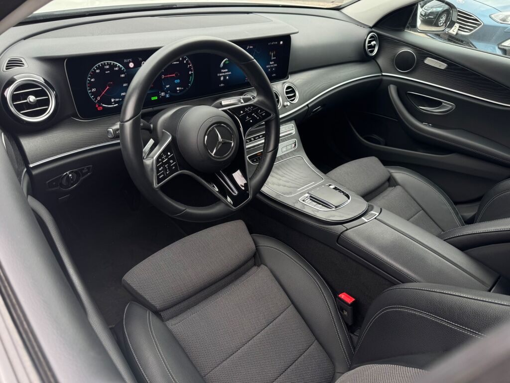 Mercedes-Benz E 2023 Valkoinen
