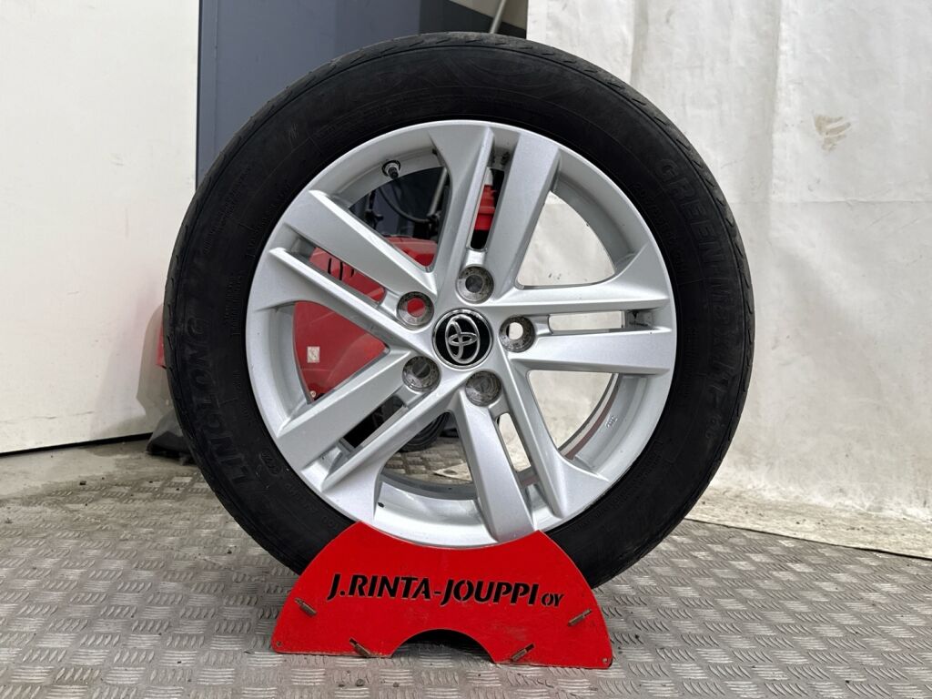 Toyota Corolla 2023 Valkoinen