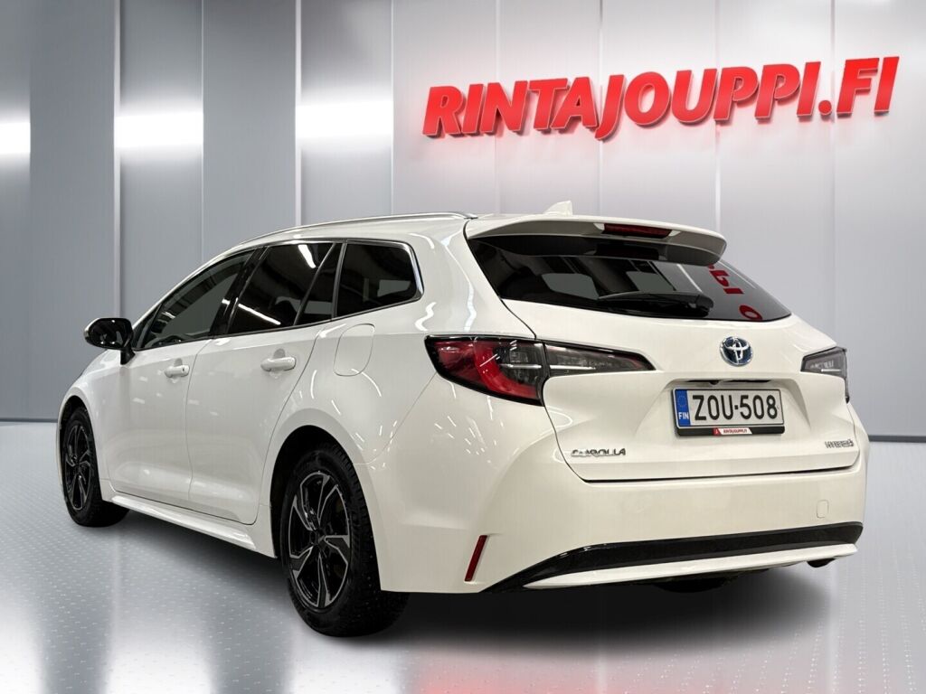 Toyota Corolla 2023 Valkoinen