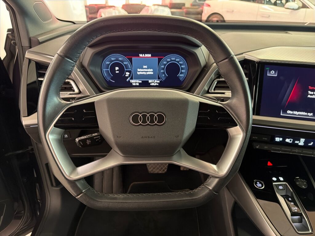 Audi Q4 e-tron 2023 Vihreä
