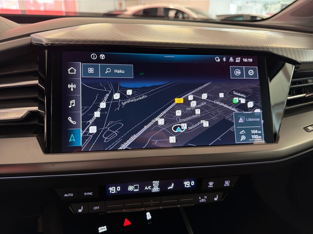 Audi Q4 e-tron 2023 Vihreä