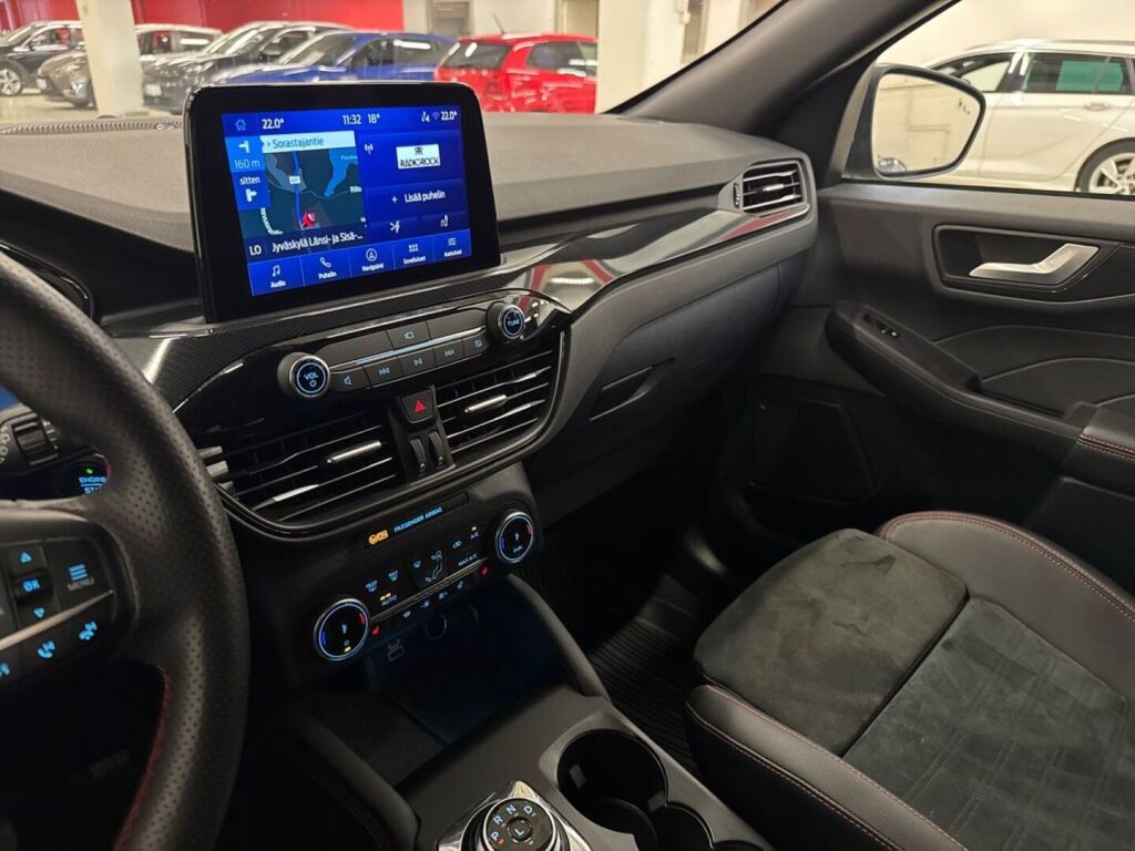 Ford Kuga 2023 Harmaa