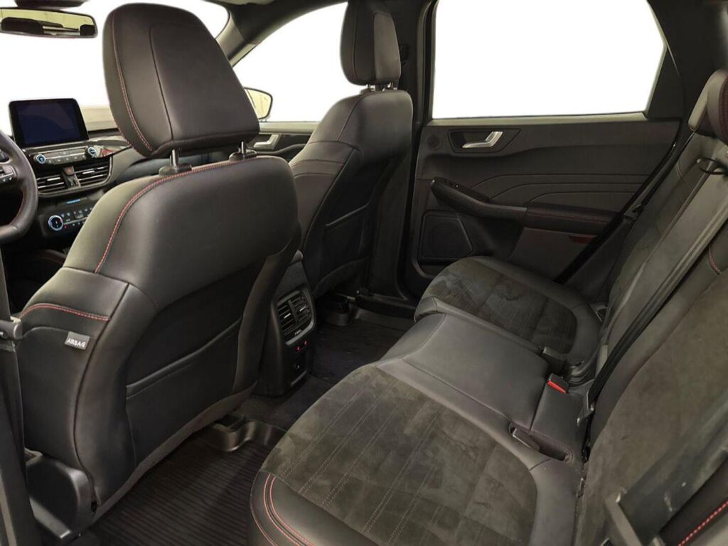 Ford Kuga 2023 Harmaa