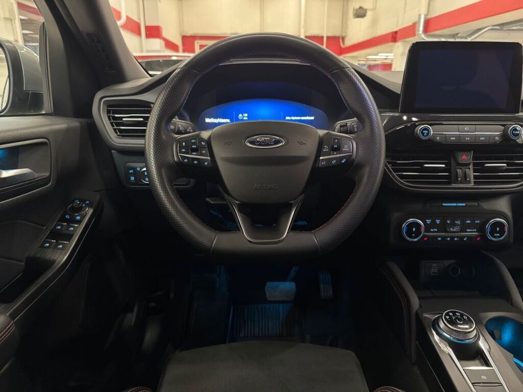Ford Kuga 2023 Harmaa