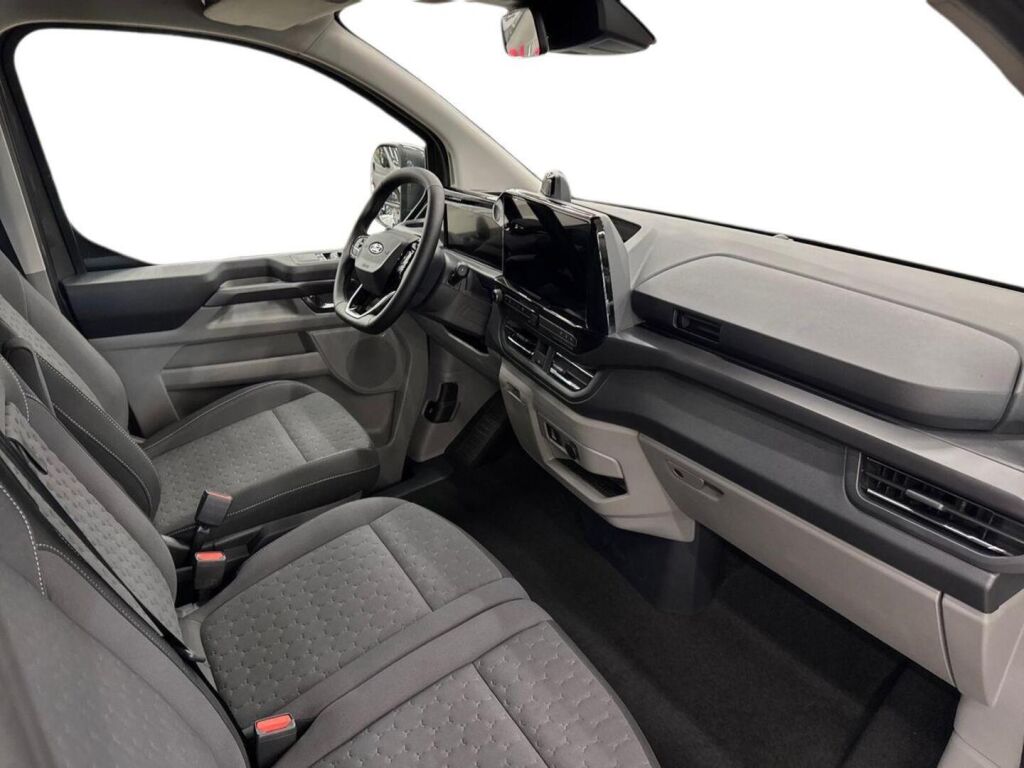 Ford Tourneo Custom 2026 Harmaa