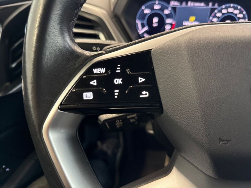 Audi Q4 e-tron 2023 Musta