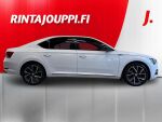 Skoda Superb 2023 Valkoinen
