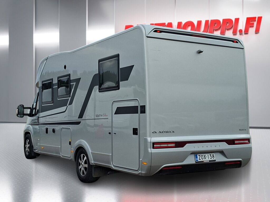 Adria MATRIX SUPREME 670 SC 2023 Harmaa