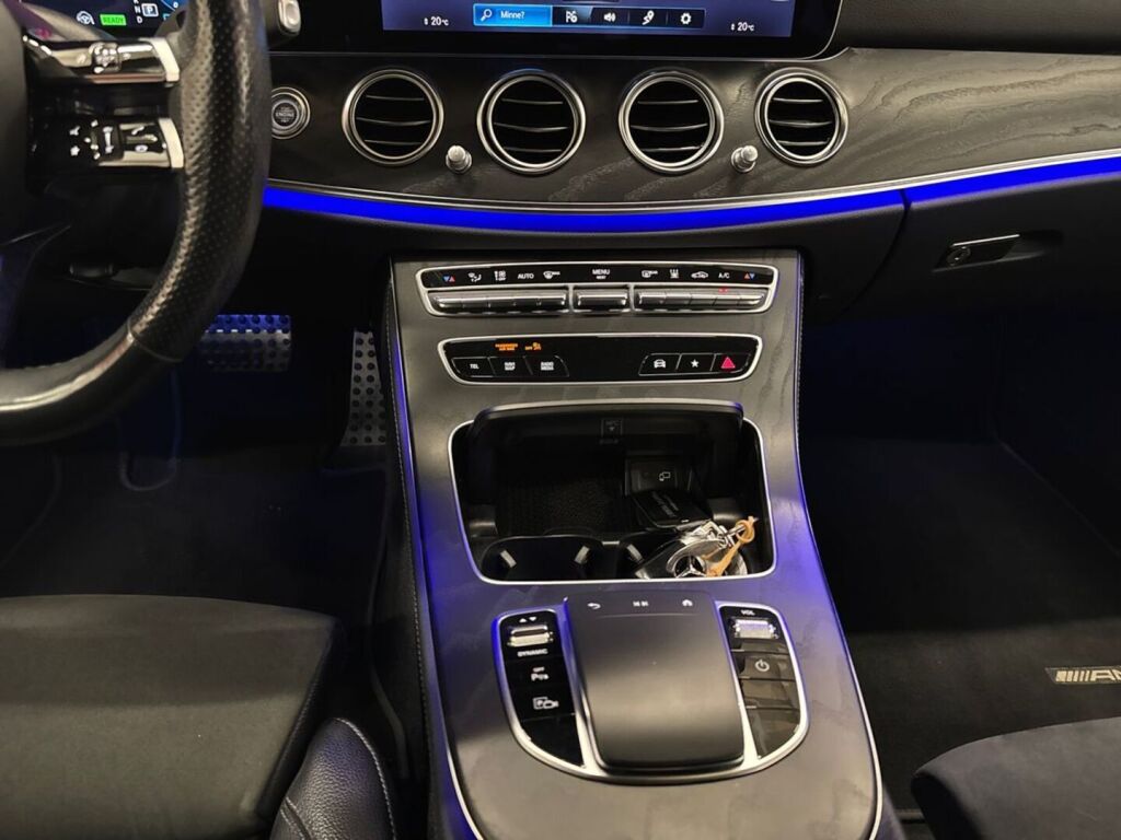 Mercedes-Benz E 2023 Musta