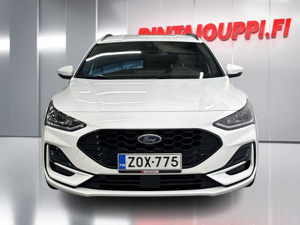 Ford Focus 2023 Valkoinen