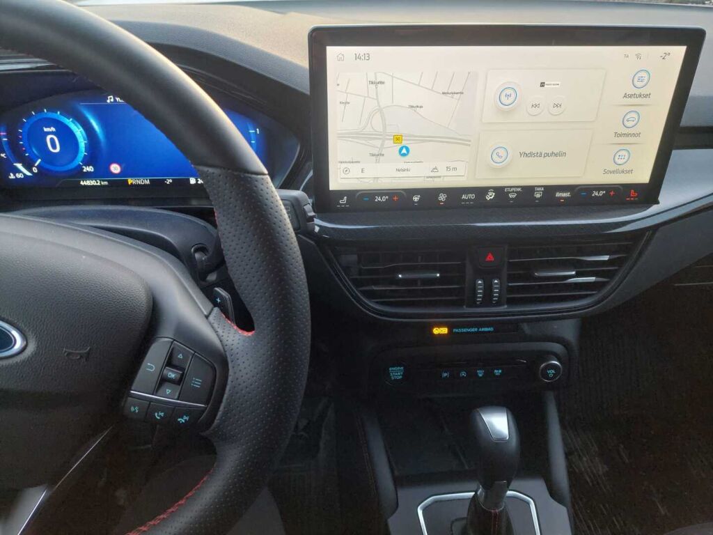 Ford Focus 2023 Valkoinen