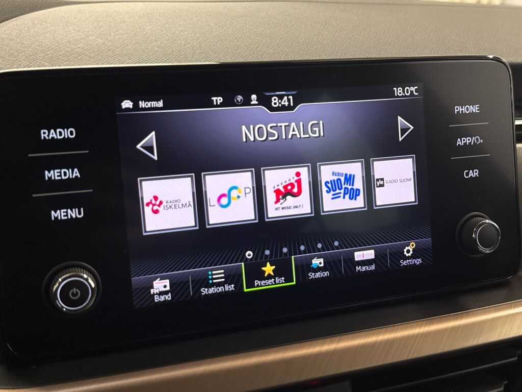 Skoda Kamiq 2023 Valkoinen