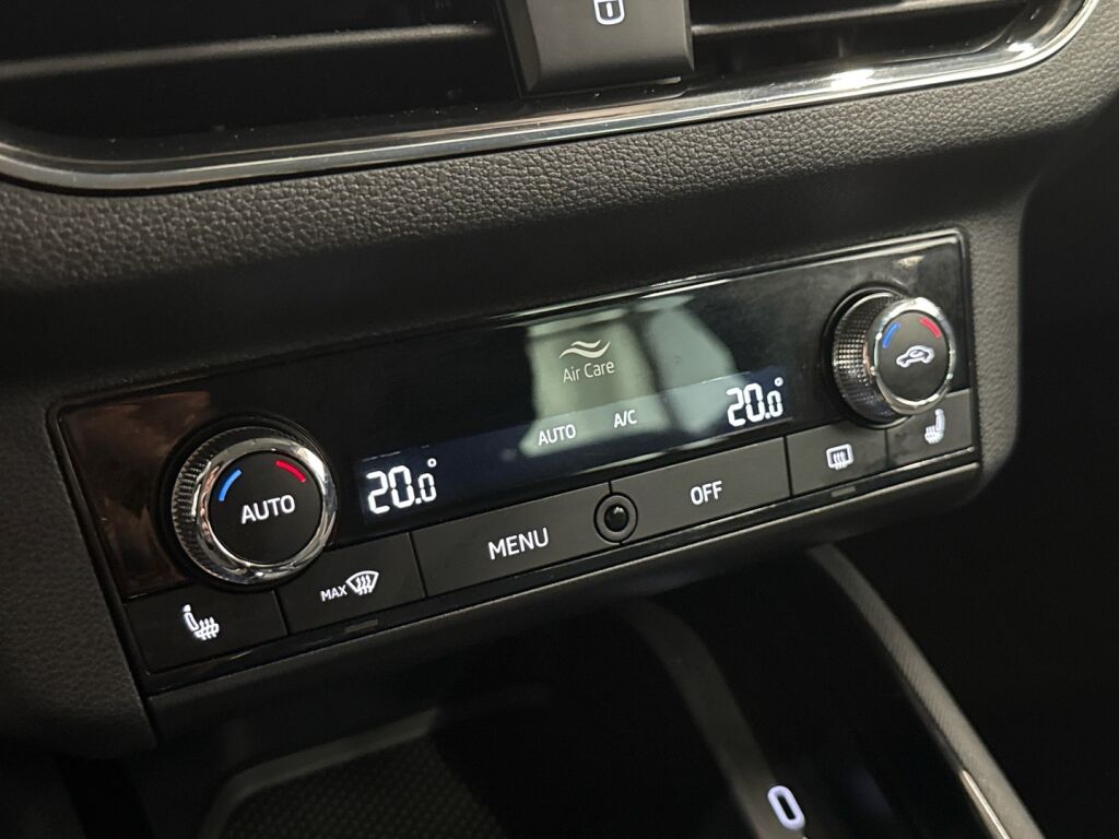 Skoda Kamiq 2023 Valkoinen