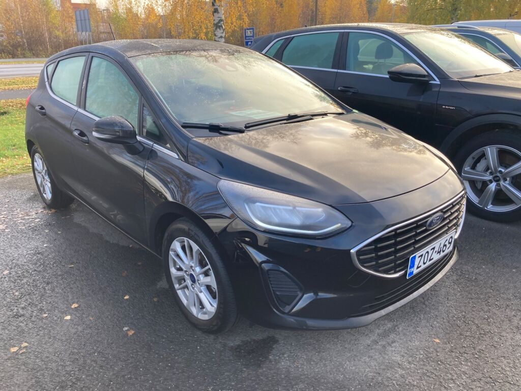 Ford Fiesta 2023 Metallinhohto Musta (Agate Black Metallic)