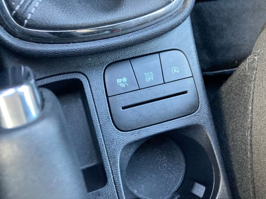 Ford Fiesta 2023 Metallinhohto Musta (Agate Black Metallic)
